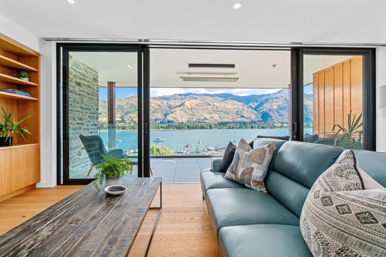 Luxurious Lakefront Penthouse Ванака Екстер'єр фото